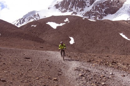 Annapurna Circuit with Upper Mustang Mountain Biking