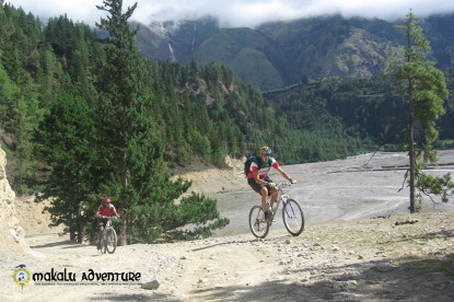 ANNAPURNA CIRCUIT WITH UPPER MUSTANG MOUNTAIN BIKING