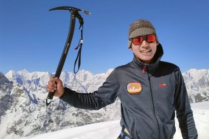 Lobuche Peak Climbing