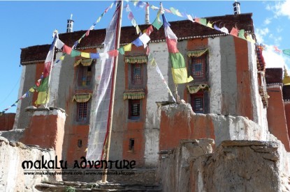 Mustang Saribung Trek