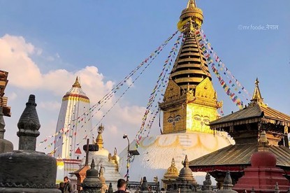 Swayambhunath Stupa : Monkey Temple in Kathmandu