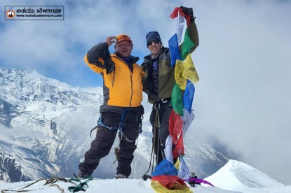  Pisang Peak Climbing