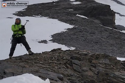  Pisang Peak Climbing