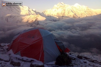  Pisang Peak Climbing