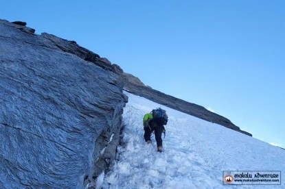  Pisang Peak Climbing