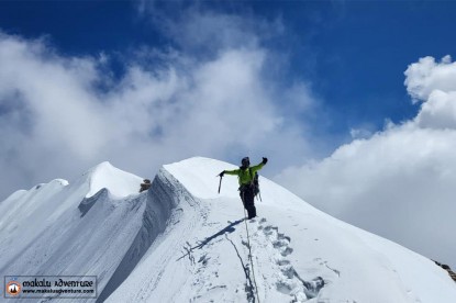  Pisang Peak Climbing