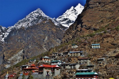 Rolwaling Trek with Parchamo Peak Climbing