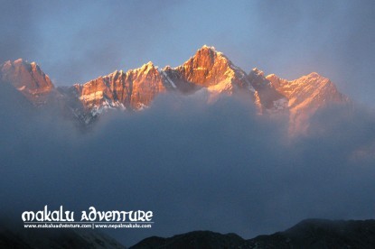 Sherpani Col Trek