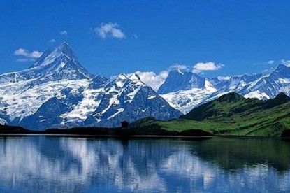 Yamdrok Tso Lake