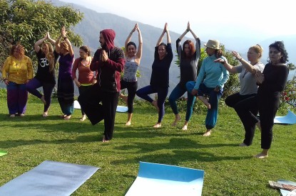 Yoga Trek to Poon HIll