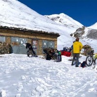 Annapurna Circuit with Upper Mustang Mountain Biking