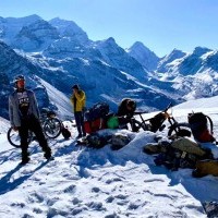 Annapurna Circuit with Upper Mustang Mountain Biking