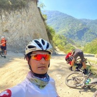 Annapurna Circuit with Upper Mustang Mountain Biking