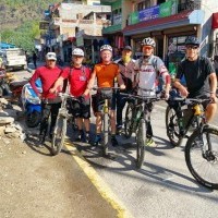 Annapurna Circuit with Upper Mustang Mountain Biking