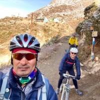 Annapurna Circuit with Upper Mustang Mountain Biking