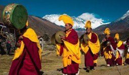 Mani Rimdu Festival Trek