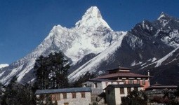 Mani Rimdu Festival Trek in Tengboche Monastry