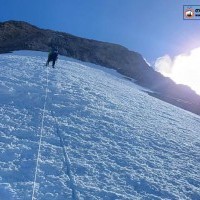  Pisang Peak Climbing