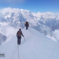  Pisang Peak Climbing