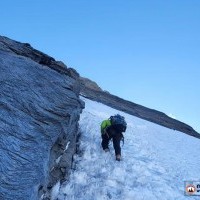  Pisang Peak Climbing